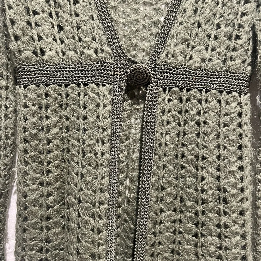 Gold Hawk Open Knit Sweater Cardigan  
Sz: S - Picture 4 of 14